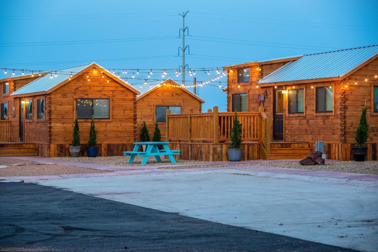 The Big Texan - Cabins And Wagons Amarillo Exterior foto